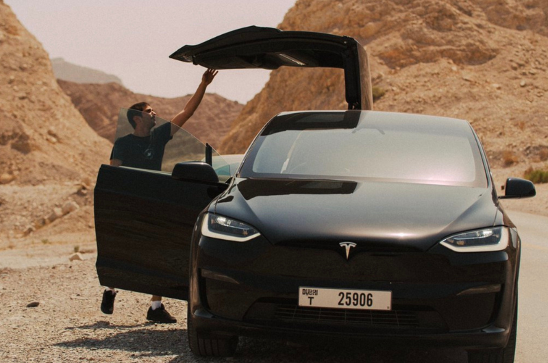 Dubajban tesztel a Tesla