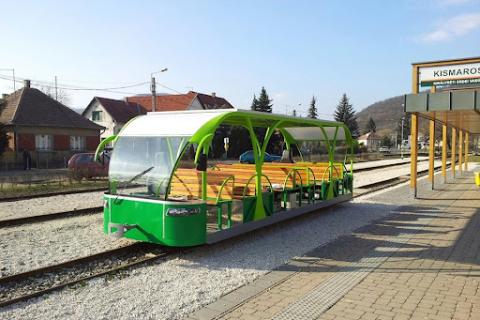 vili-napelemes-vonat