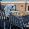 Azbeszt főként a régebbi ingatlanok tetőszerkezetében fordul elő