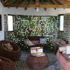 Újrahasznosított üvegből épült a ház Mozambikban